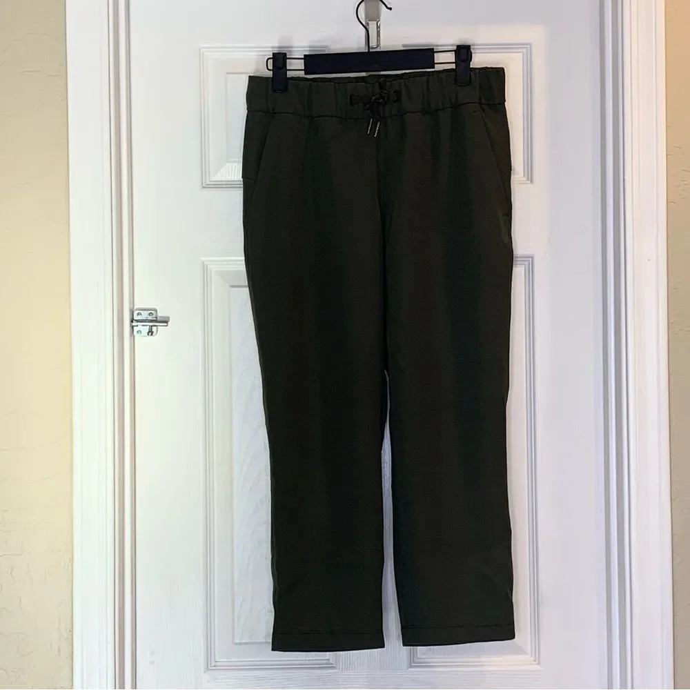 Lululemon On the Fly Crop *Woven 23